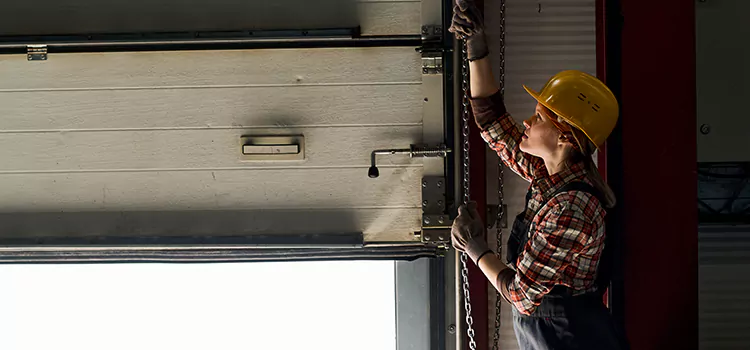 Addressing Common Garage Door Stoppage Issues in Avondale, AZ